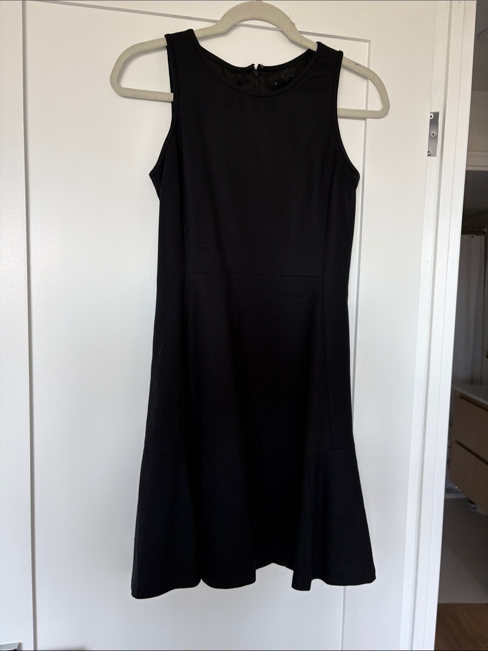 Theory - Black - wool blend full lined - Sleeveless Office Dress